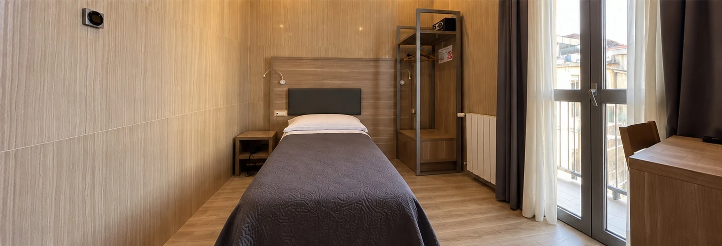 Einzelzimmer — Midway Hotel — Foto 1